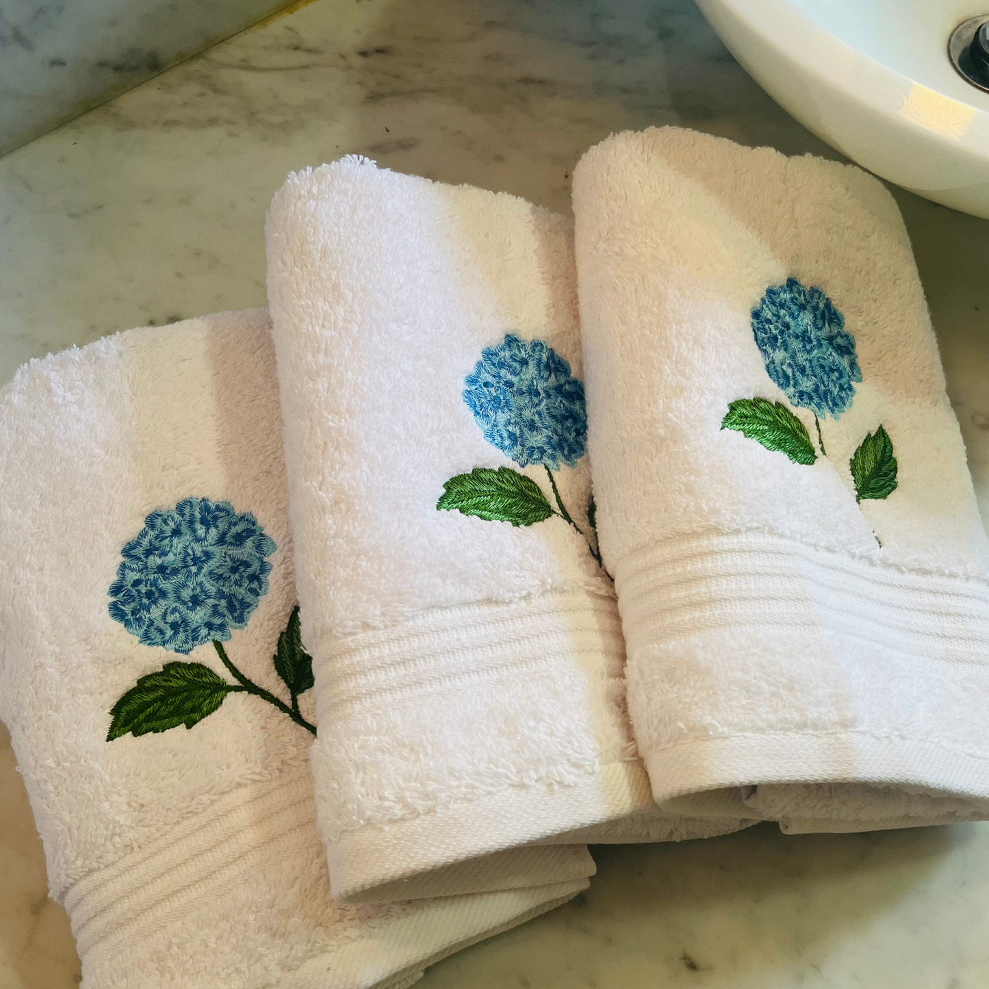 Hydrangea Embroidered Turkish Cotton Towel Set – Luxury Bathroom Decor & Gift Ideas