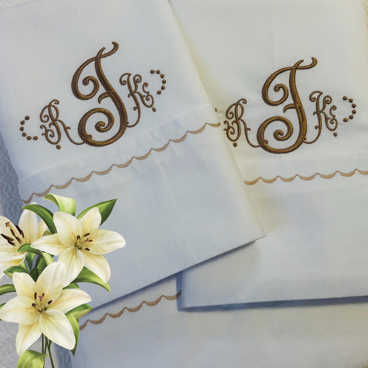 Monogrammed Bed Sheet Sets with Matching Color Scallop Border
