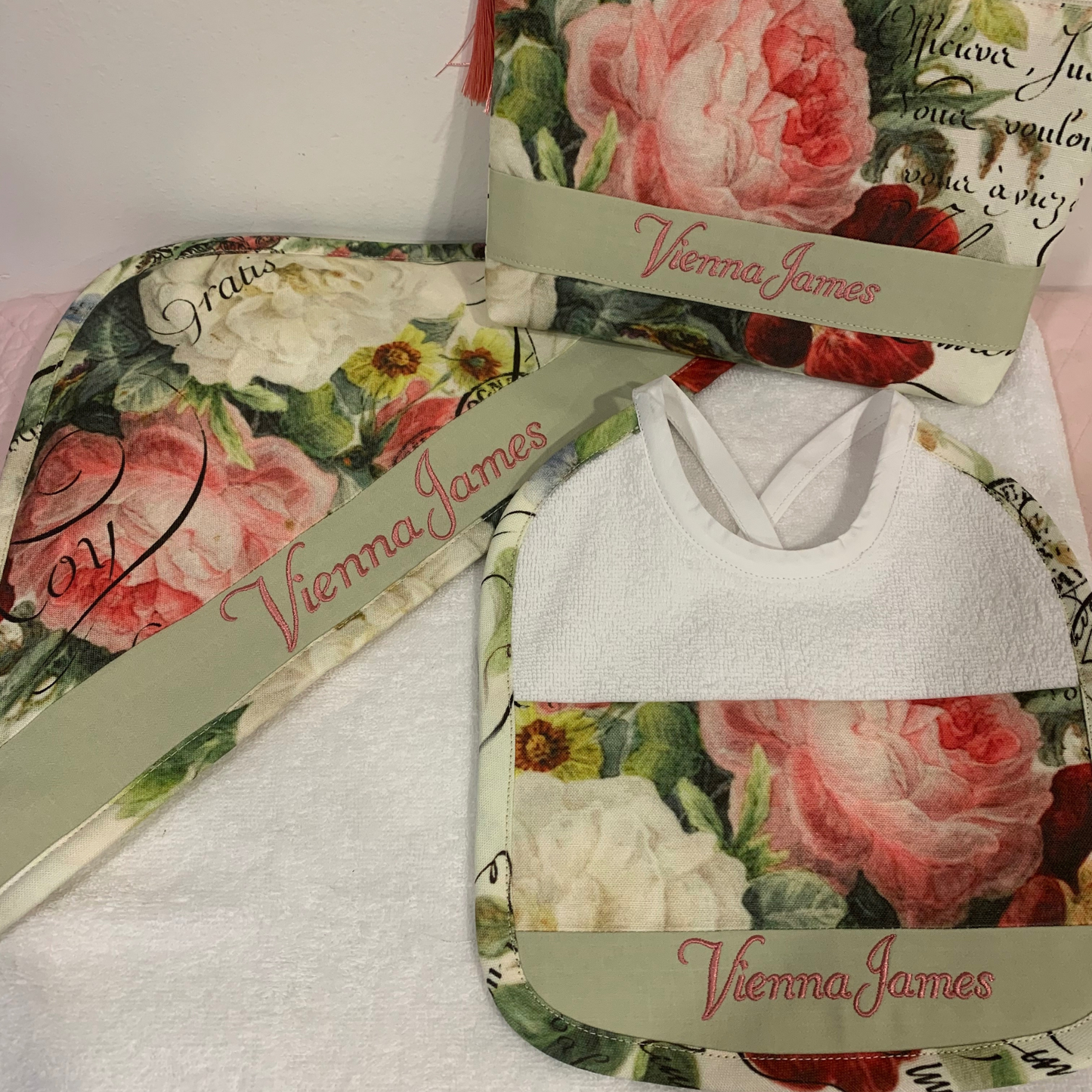 Newborn Rosey Baby Gift Set