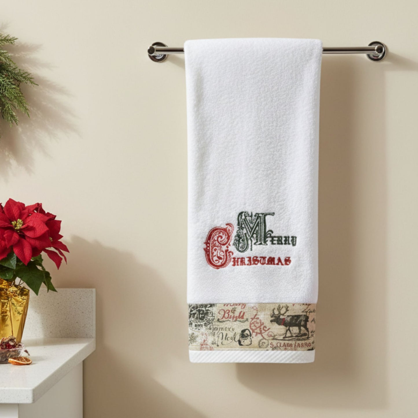 Embroidered Christmas Bath and Hand Towel Set / Holiday Decor