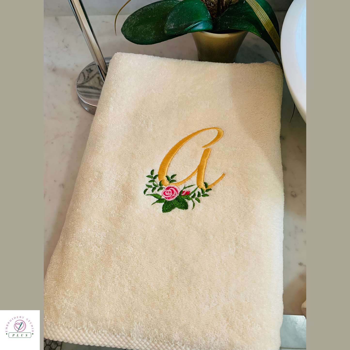 Heirloom Roses Monogrammed Bath Towel Set