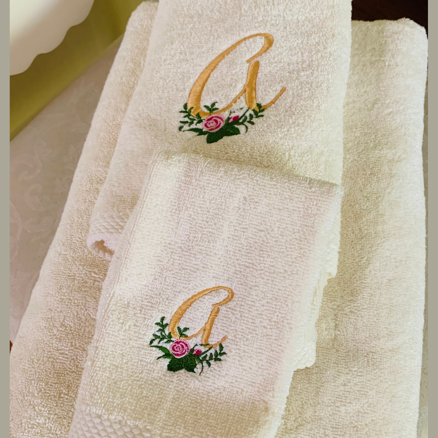 Heirloom Roses Monogrammed Bath Towel Set