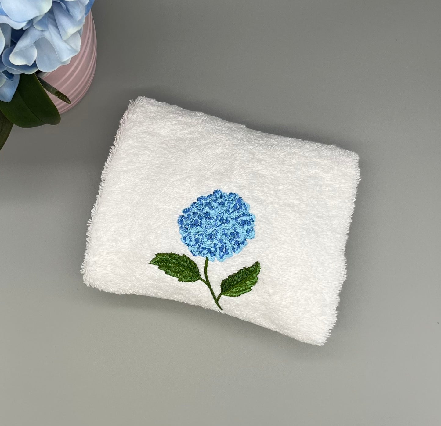 Hydrangea Embroidery Bath Towel Set