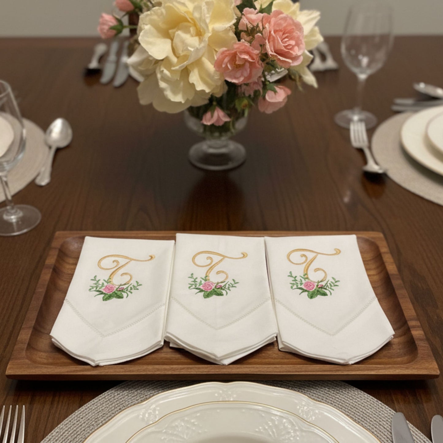 Linen Dinner Napkins embroidered with Rose monogram (Set of 2)/ Home decor