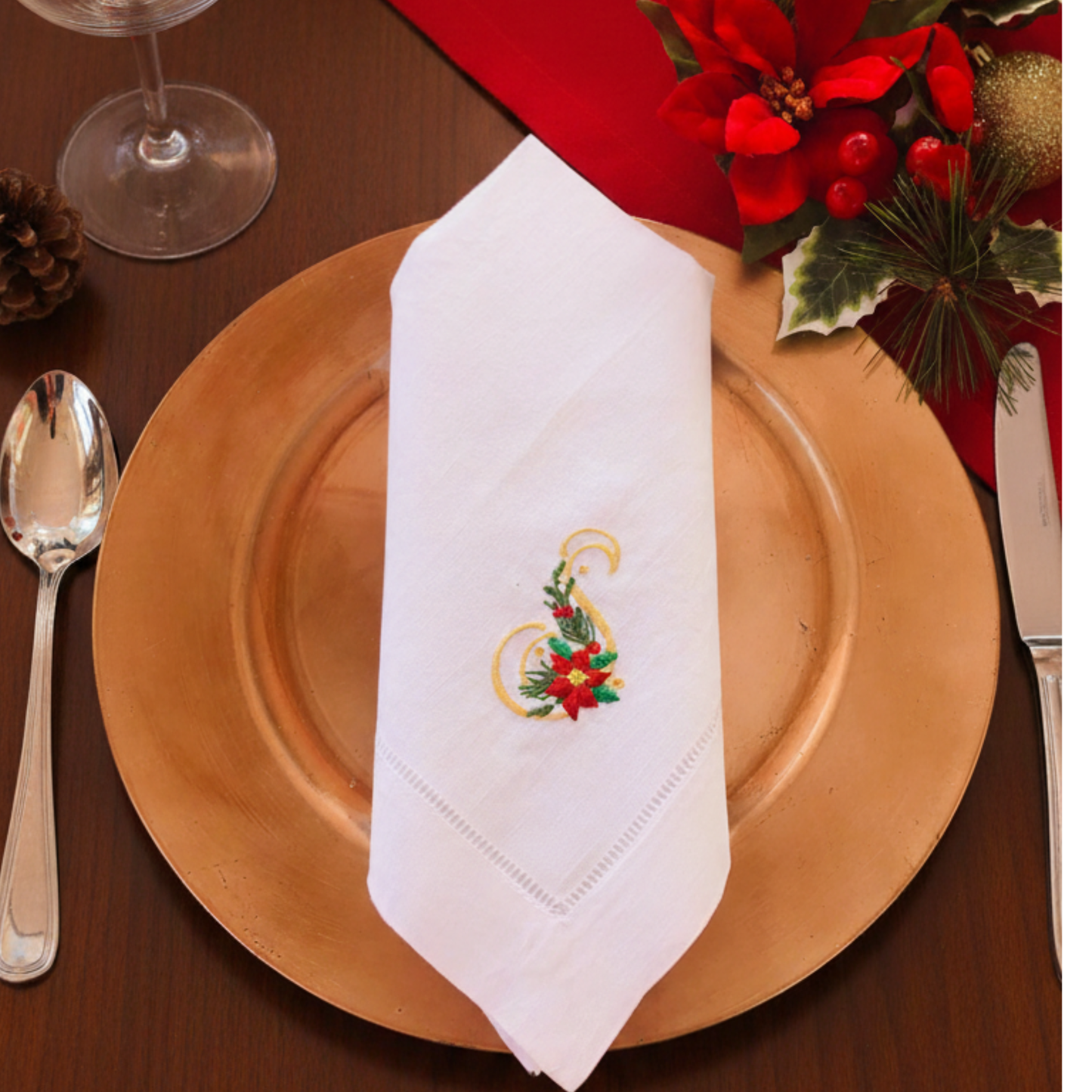 Monogrammed Christmas Linen Dinner Napkins – Personalized Holiday Table Décor