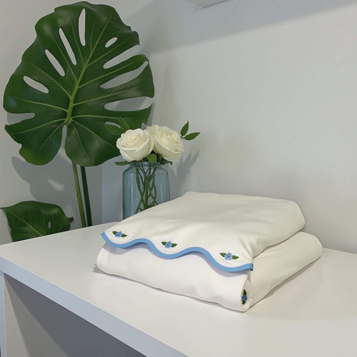 Scalloped Edge Floral Sheet Set – Embroidered Roses, 600TC Cotton, Twin, Full, Queen and  King Sizes