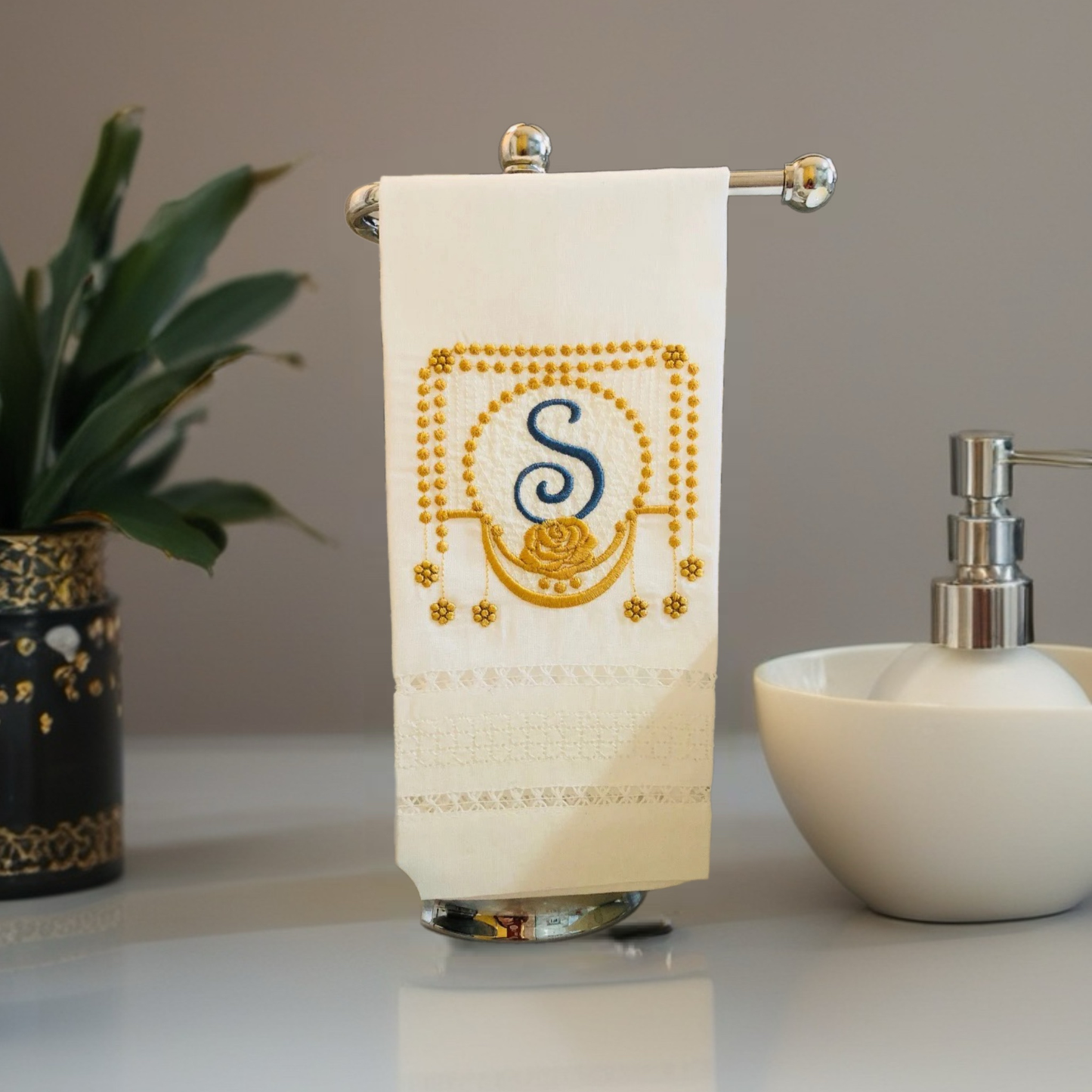 Luxury Linen Guest Towel with Monogram – Pearls and Roses Embroidery