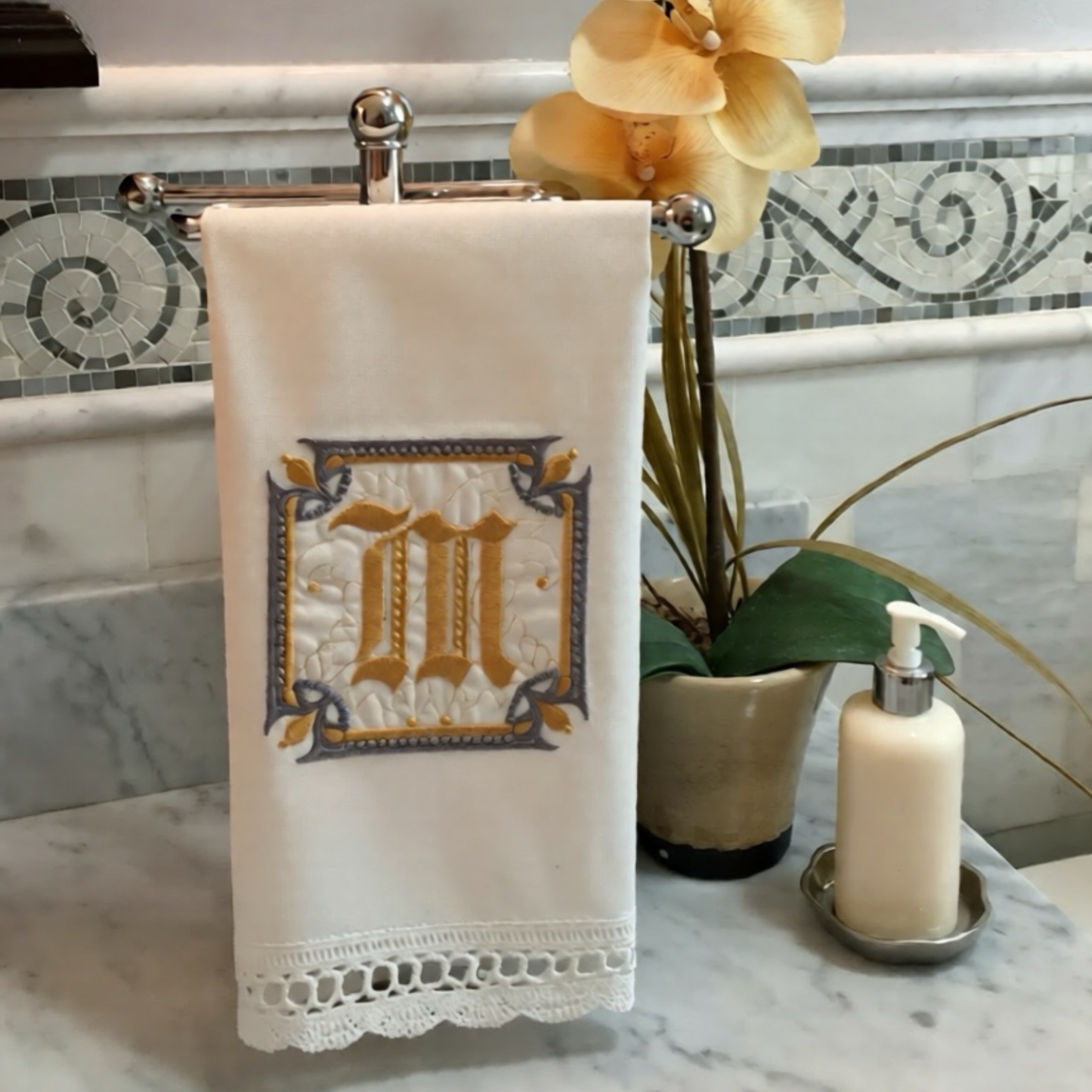 Personalized Linen Guest Towel with Fleur-de-Lis Monogram