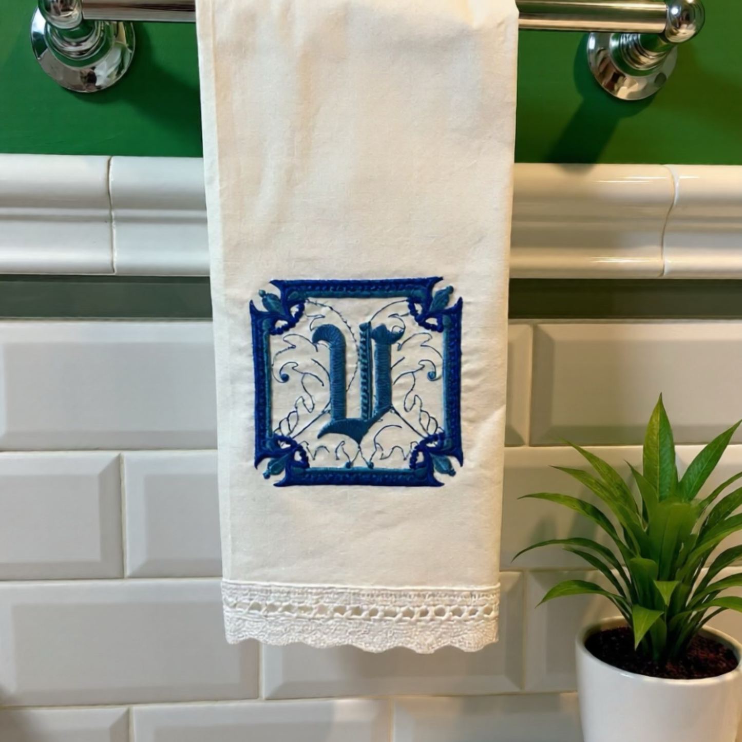 Personalized Linen Guest Towel with Fleur-de-Lis Monogram