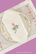 Load image into Gallery viewer, Embroidered napkins with matching placemat