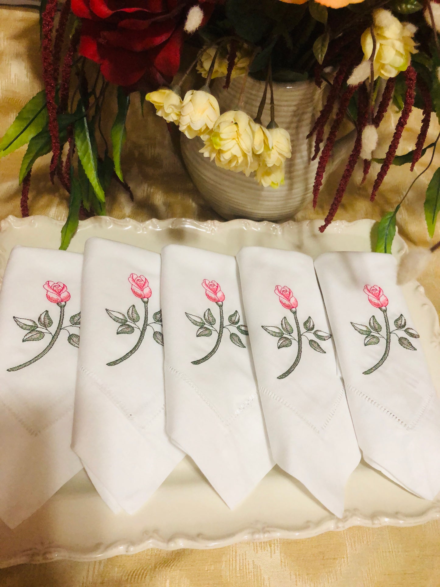 Rose design napkin