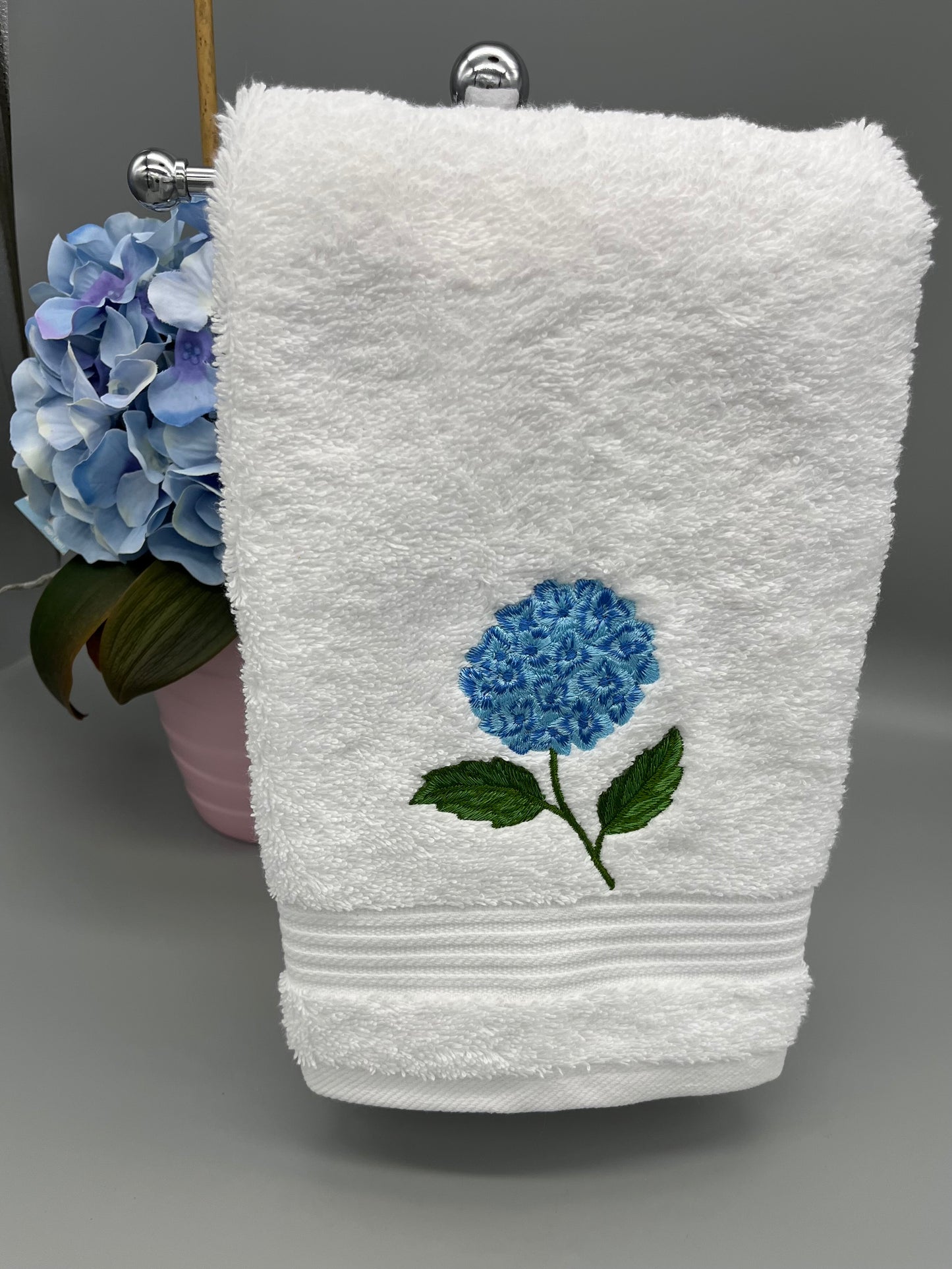 Hydrangea embroidery hand towel
