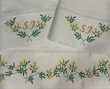 Load image into Gallery viewer, Embroidered Jasmines Sheets Set