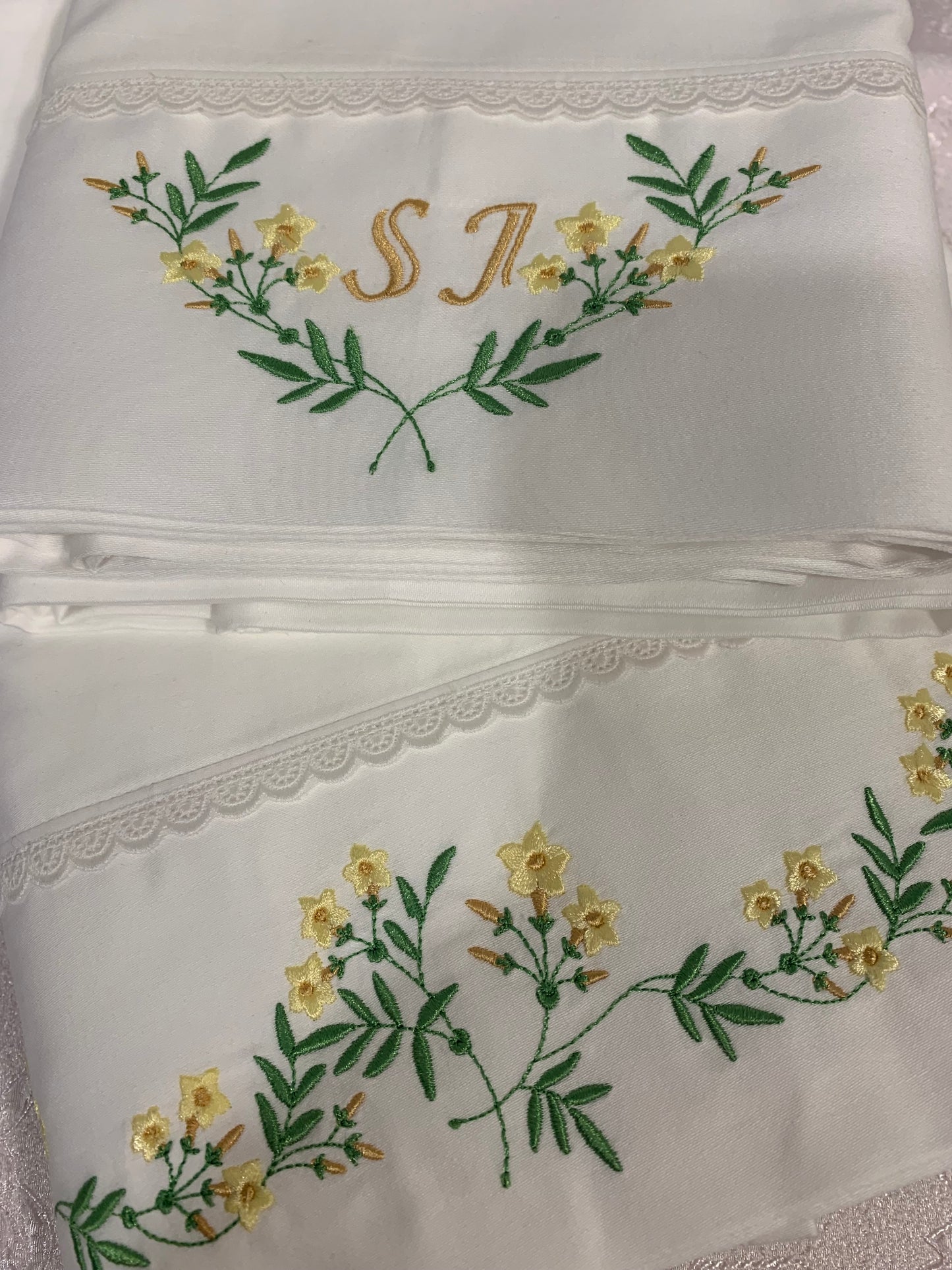 Embroidered Jasmines Bed Sheet Set