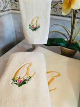 Load image into Gallery viewer, Heirloom Roses Monogrammed Bath Towel Set