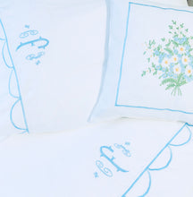 Load image into Gallery viewer, monogrammed bed sheets with scallops