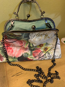 victorian style kiss clasp handbag