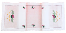 Load image into Gallery viewer, Heirloom Roses Table Runner