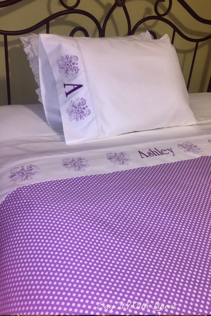 queen bed sheet set personalized and embroidered with a floral deco