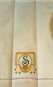 monogrammed linen guest towel 